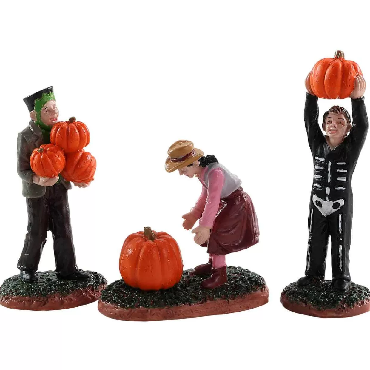 Spooky Town Figurines-Lemax 82565 Pumpkin Pickers